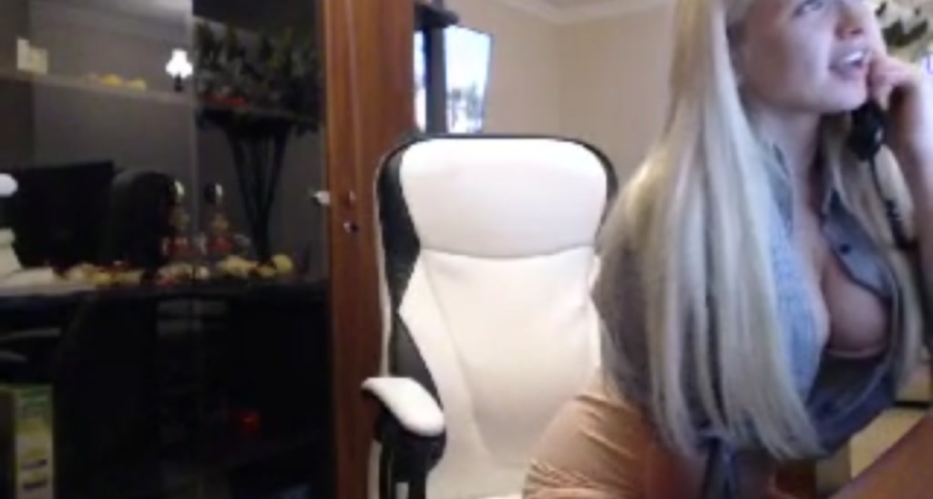 Innocentdoll_ video thumbnail