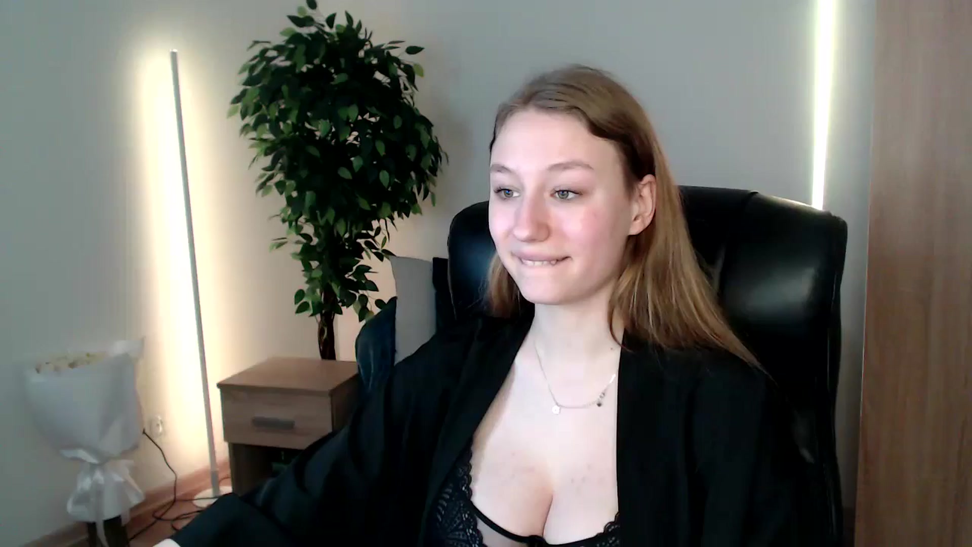 HaleyVixen video thumbnail