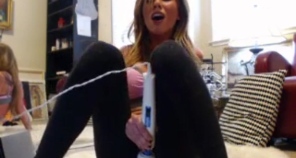 Illicit69 video thumbnail