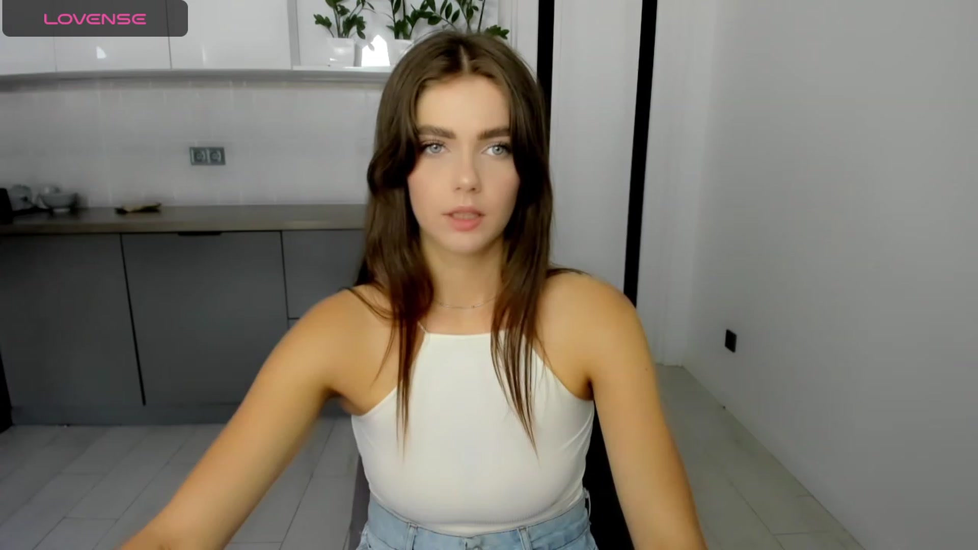 VickiVong video thumbnail