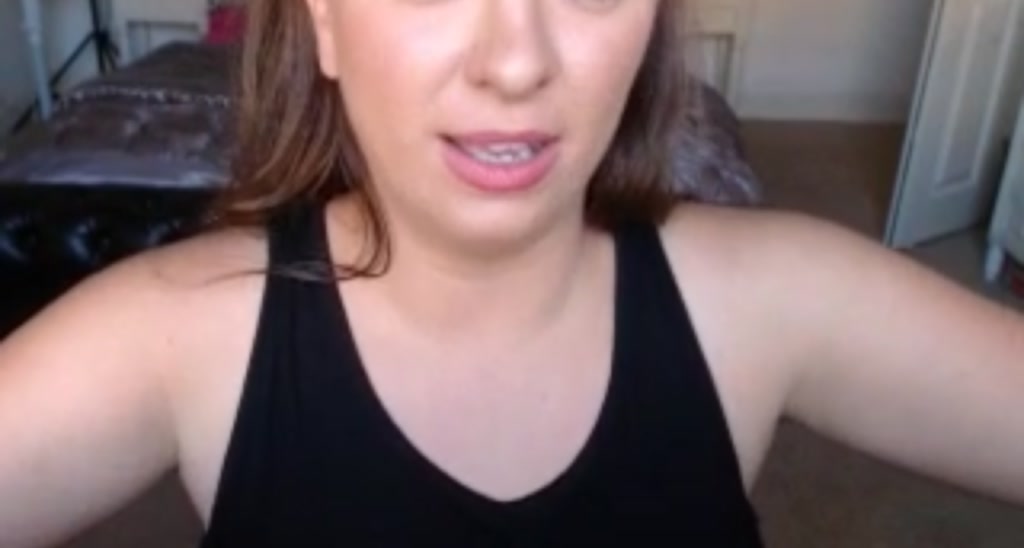 Uk_Busty_Babe video thumbnail