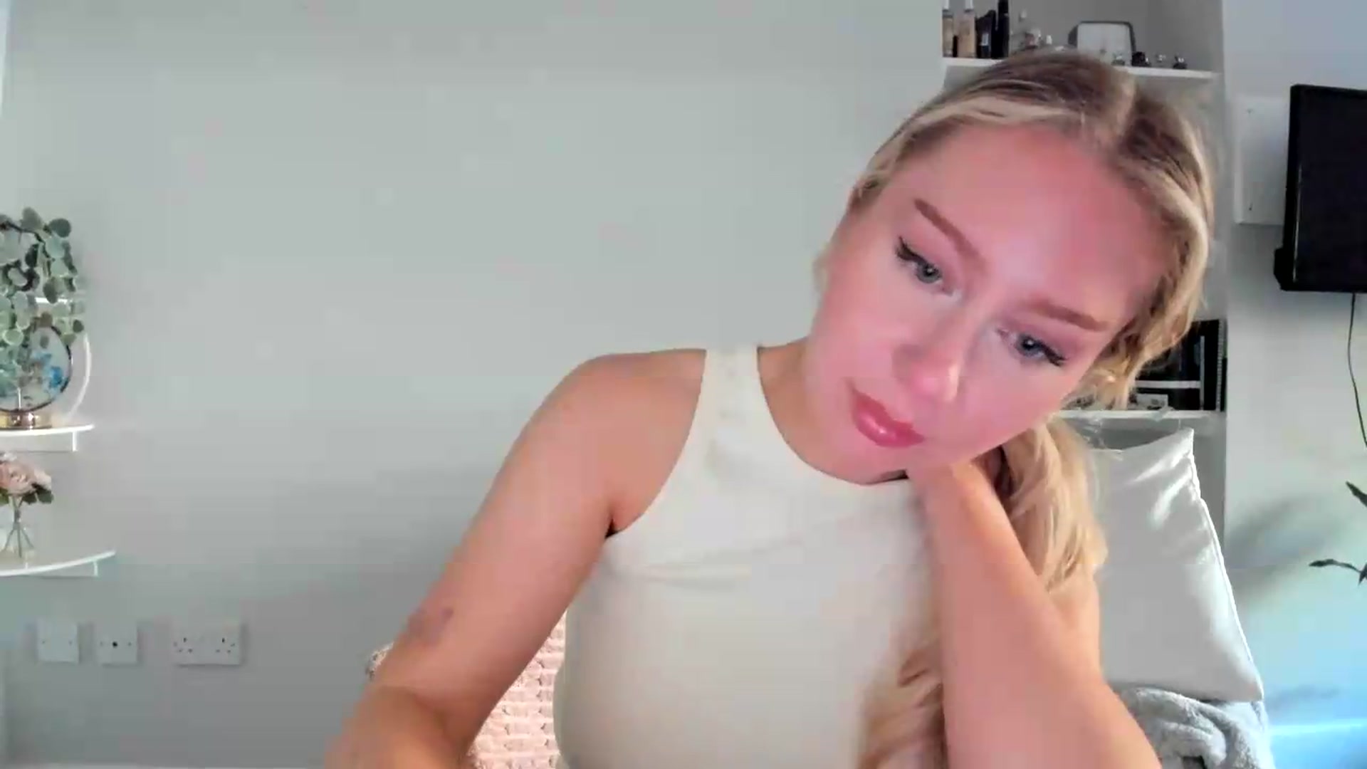 British_Cutie video thumbnail
