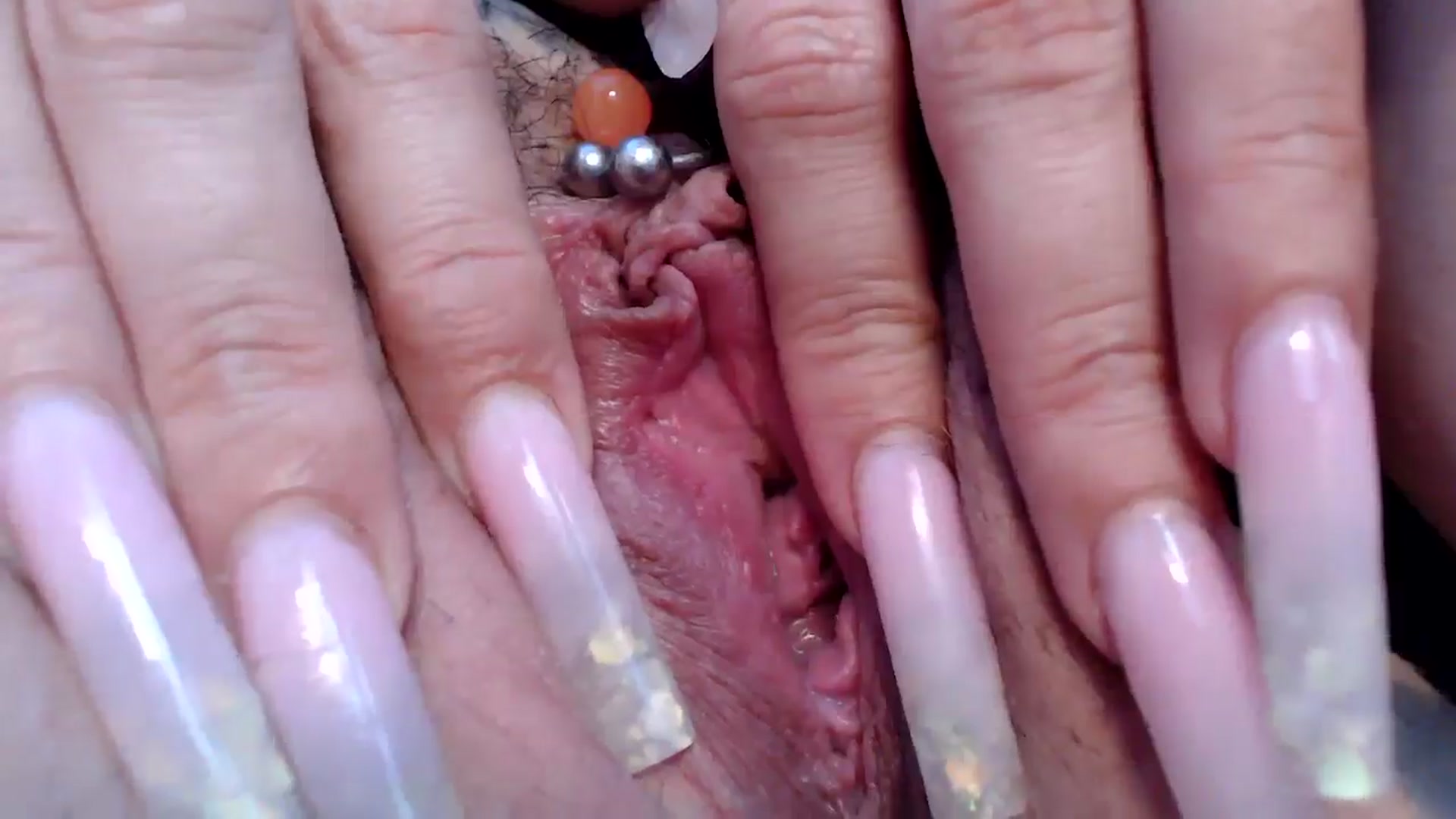 MissDivinna video thumbnail