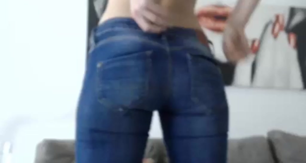 L_y_d video thumbnail