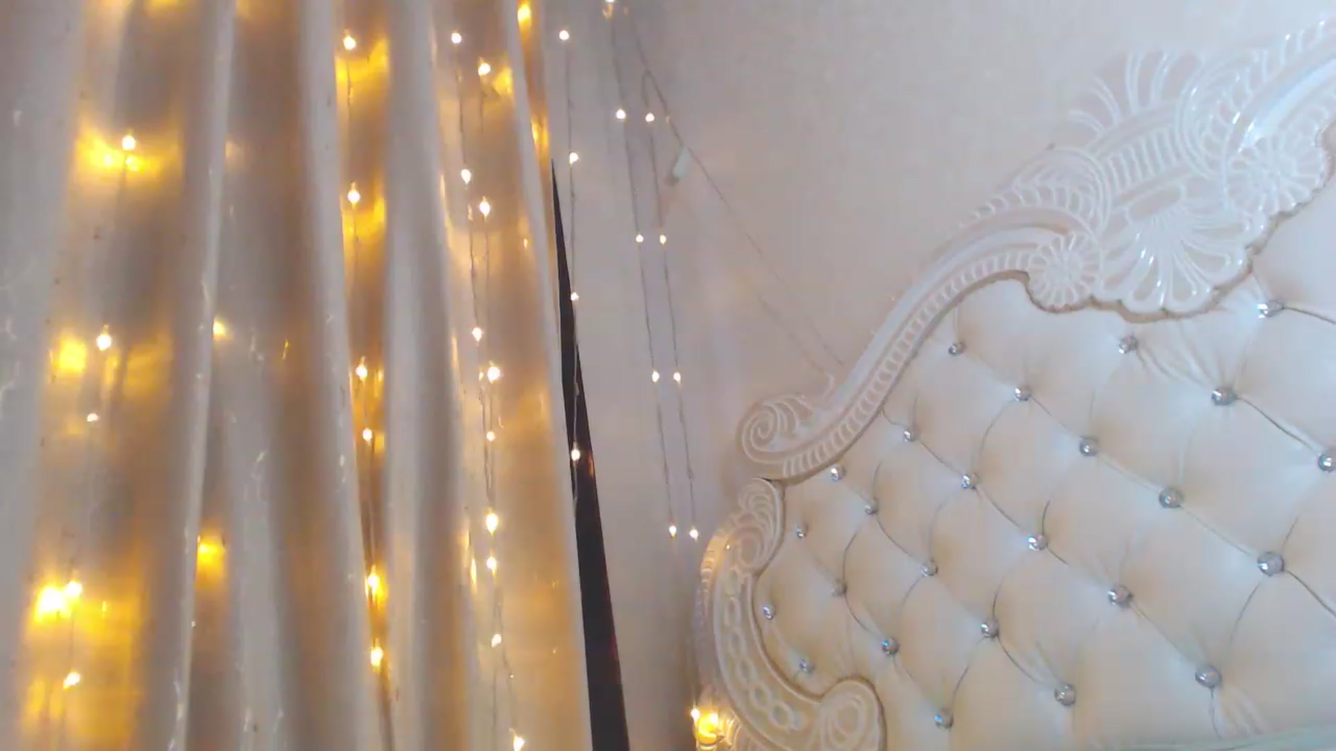 MiraKyong video thumbnail