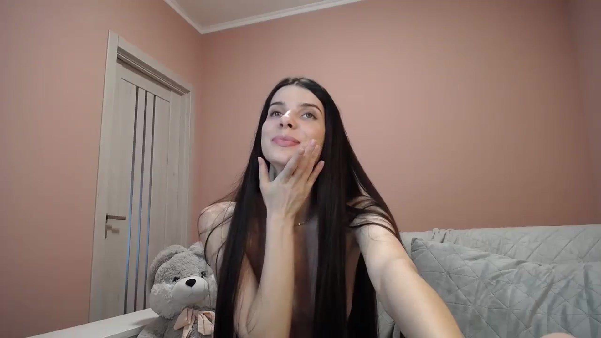 SaraRich video thumbnail