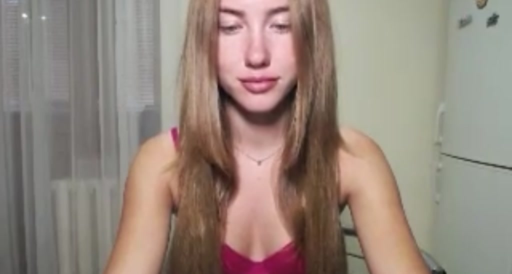 Ellie_18_ video thumbnail