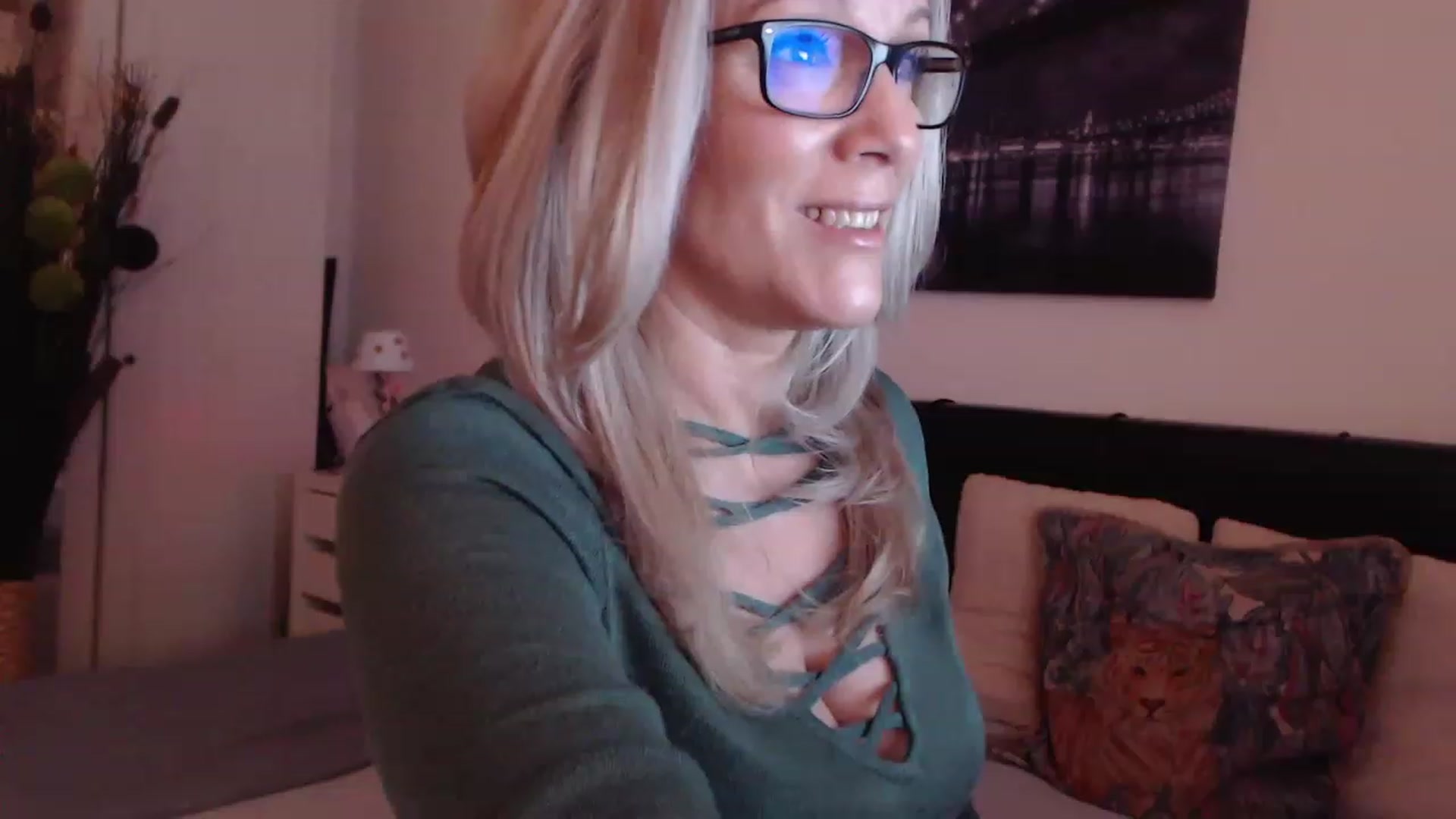 Reeya71 video thumbnail