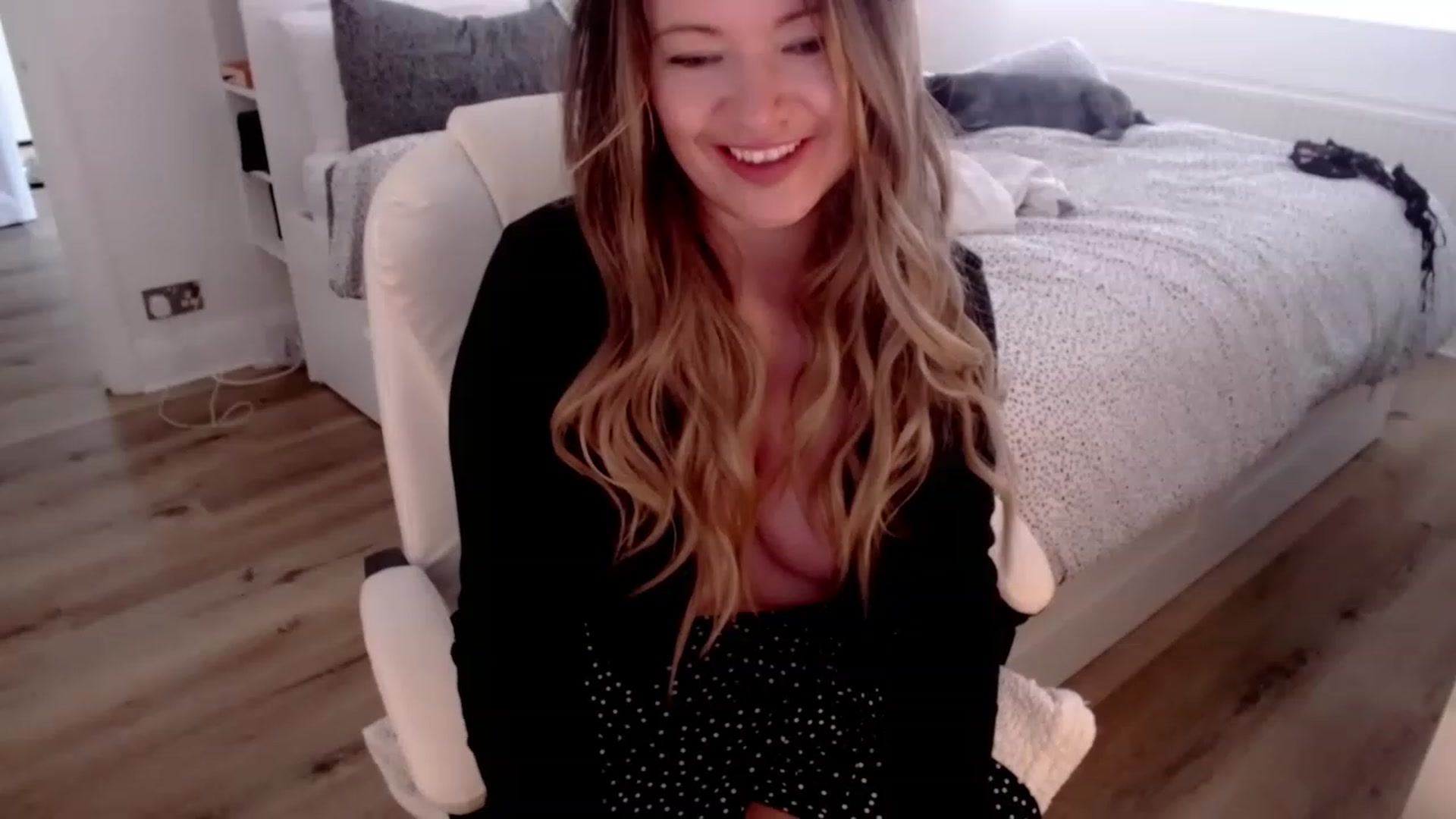 BritHousewife video thumbnail