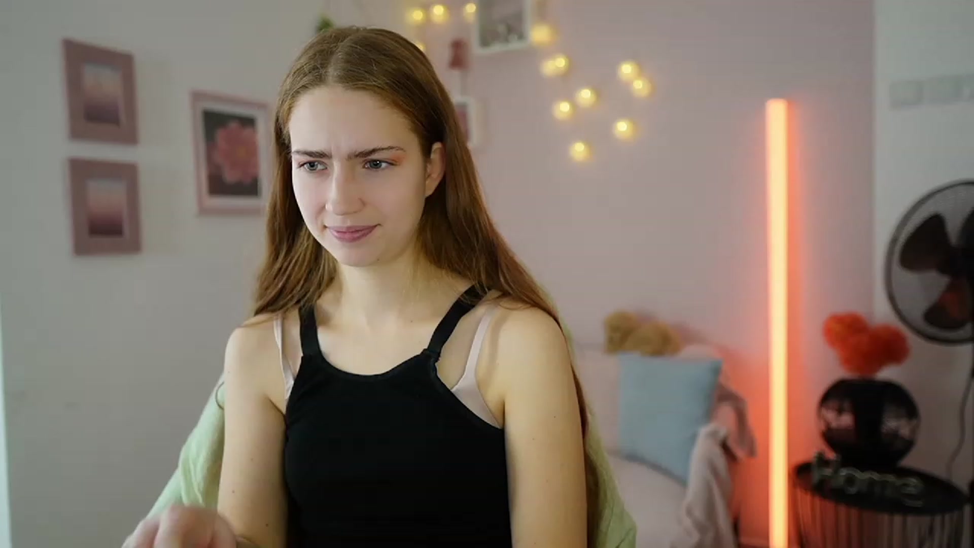 Naomi_Woods18 video thumbnail