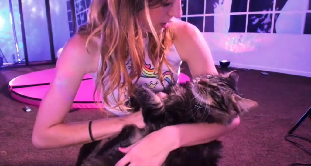 NaomiDee video thumbnail