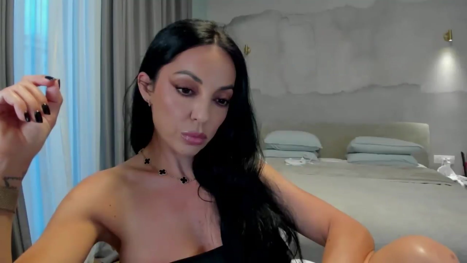 girlboss video thumbnail