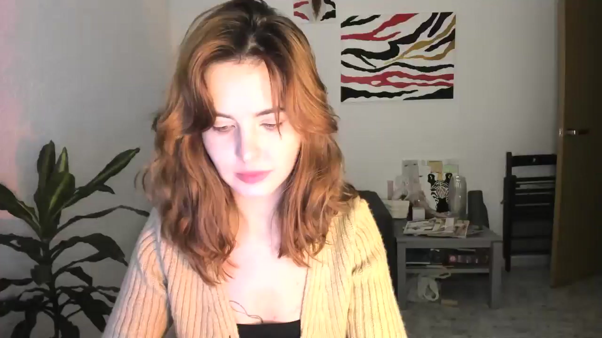 AhahaGirl video thumbnail