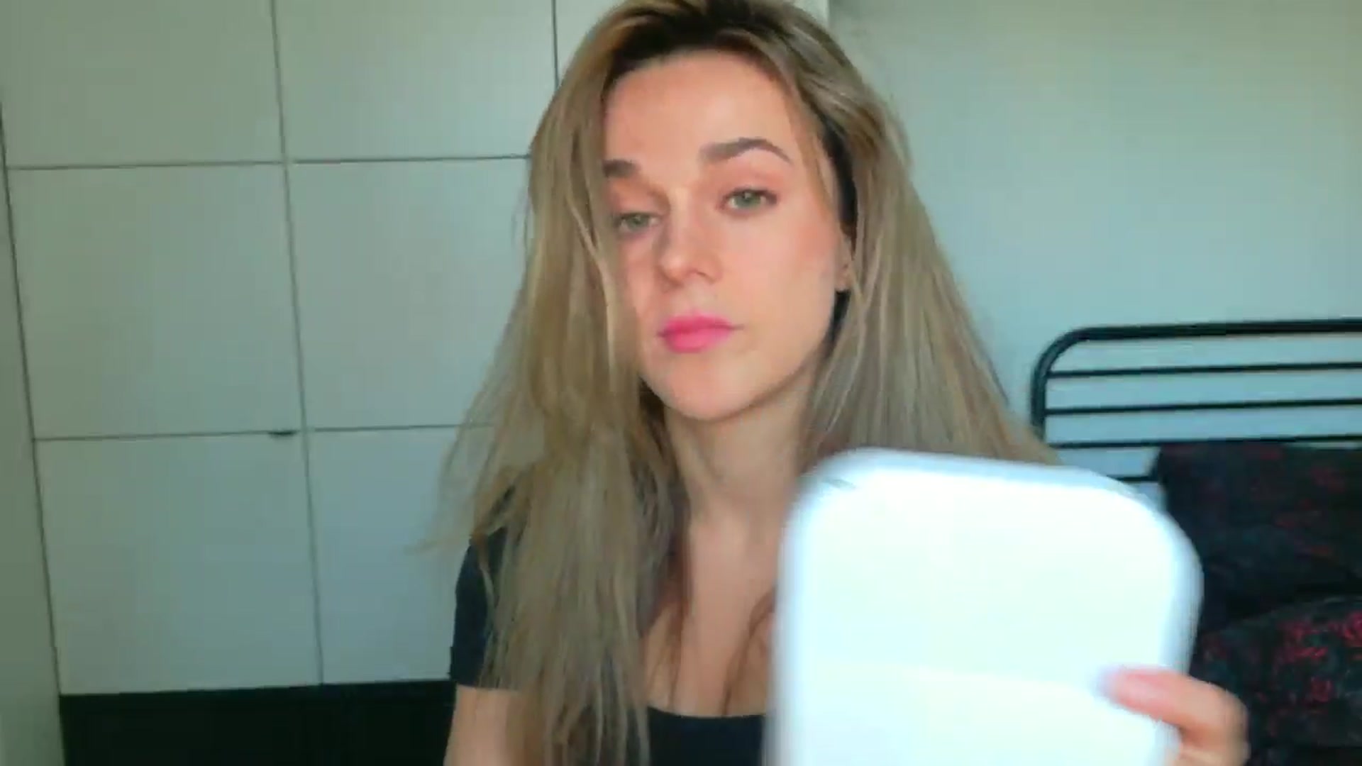 Mmminnie video thumbnail