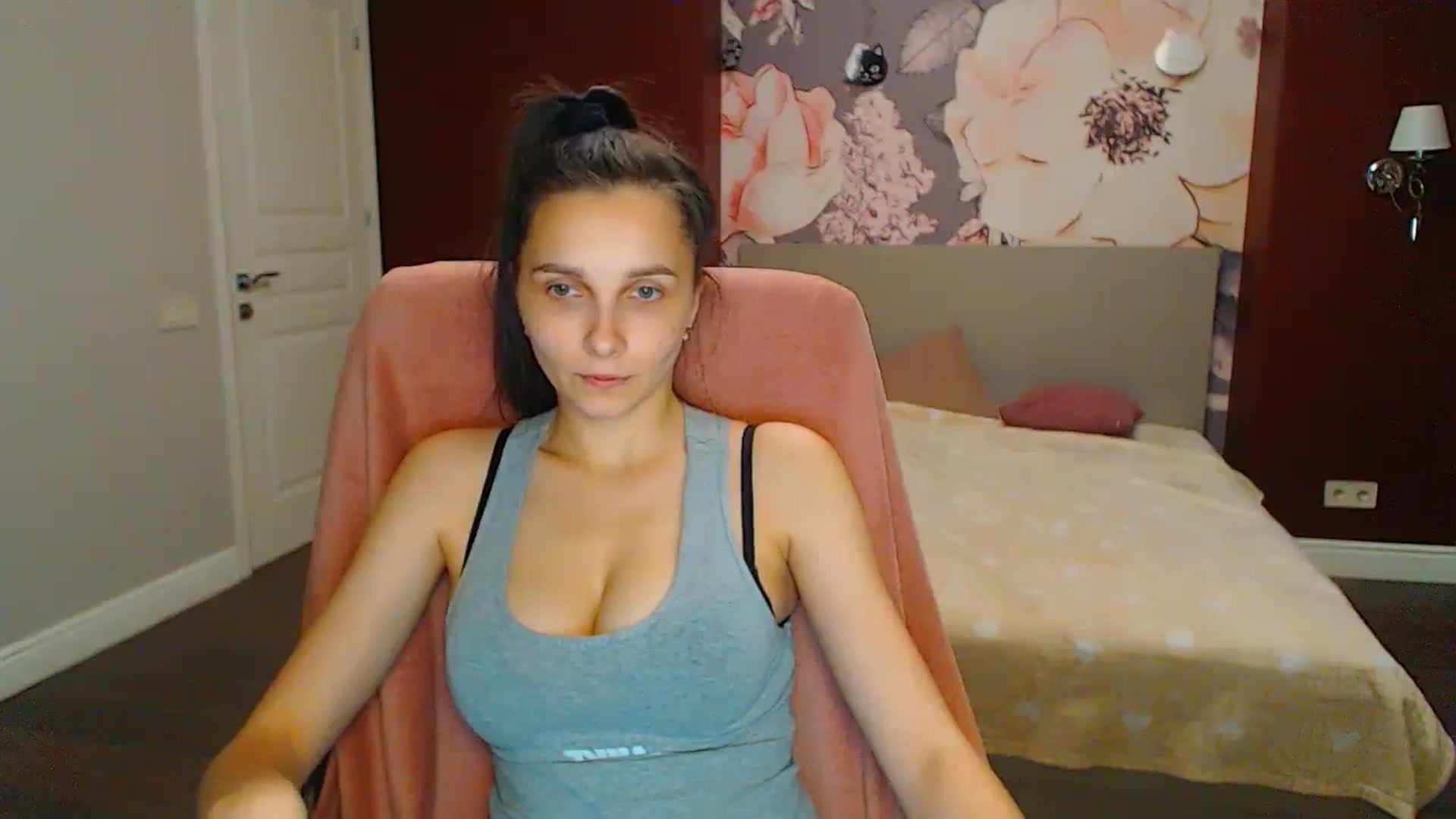 Karina_Mils video thumbnail