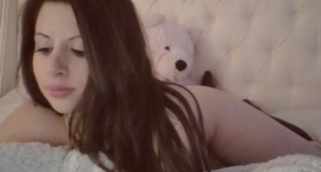 Isabelle video thumbnail