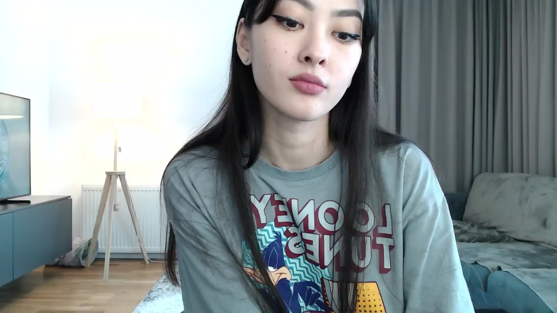 Vikki's live show on 04/14/2024 at MyFreeCams