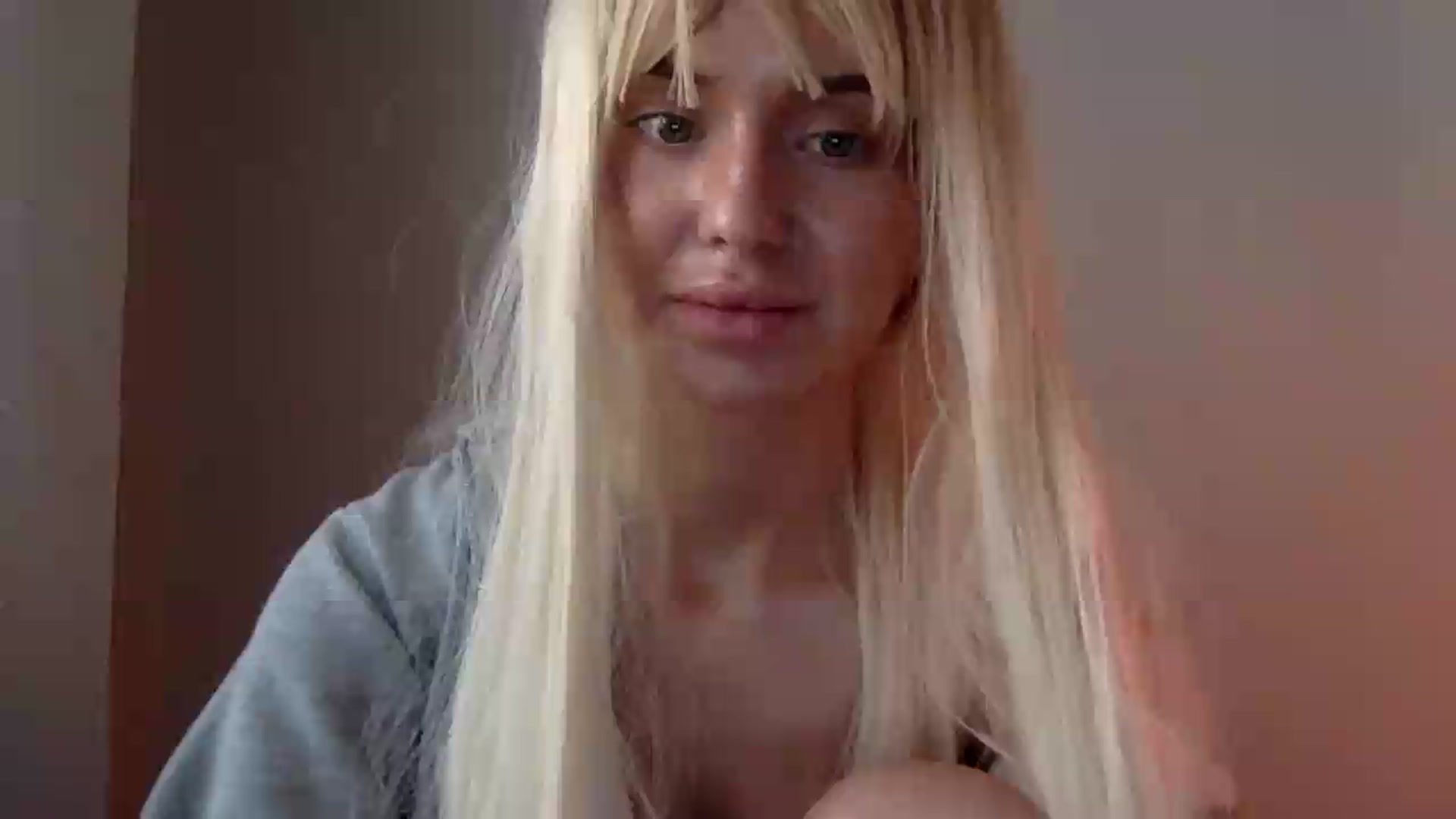 LiliRed video thumbnail