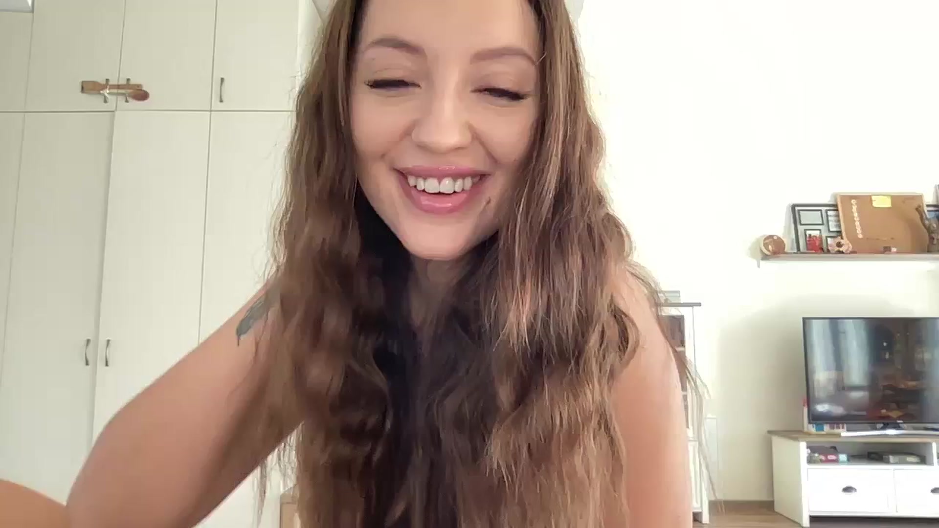 JoanneVamp video thumbnail