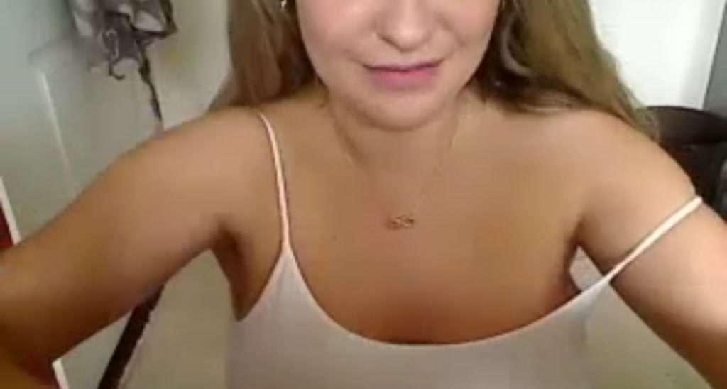 KhloeNxtDoor video thumbnail
