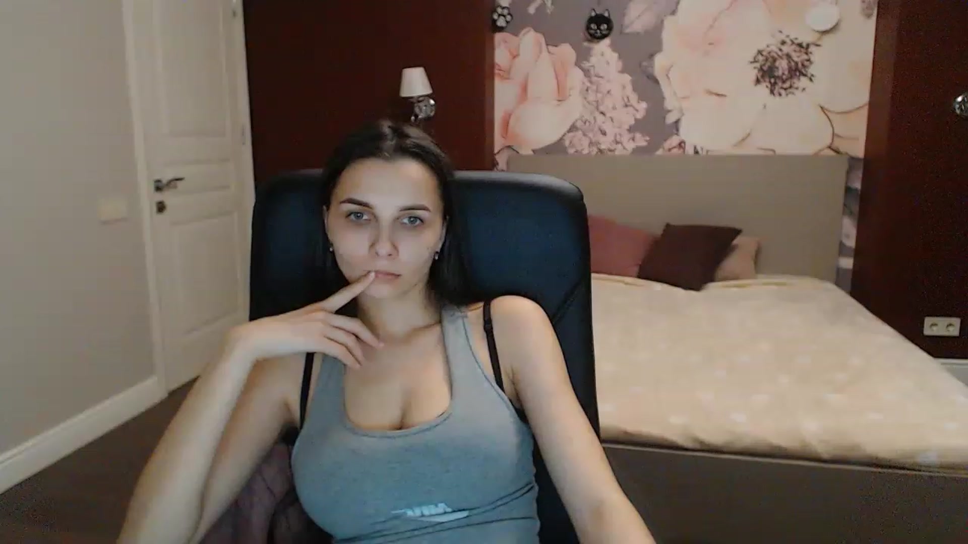 Karina_Mils video thumbnail