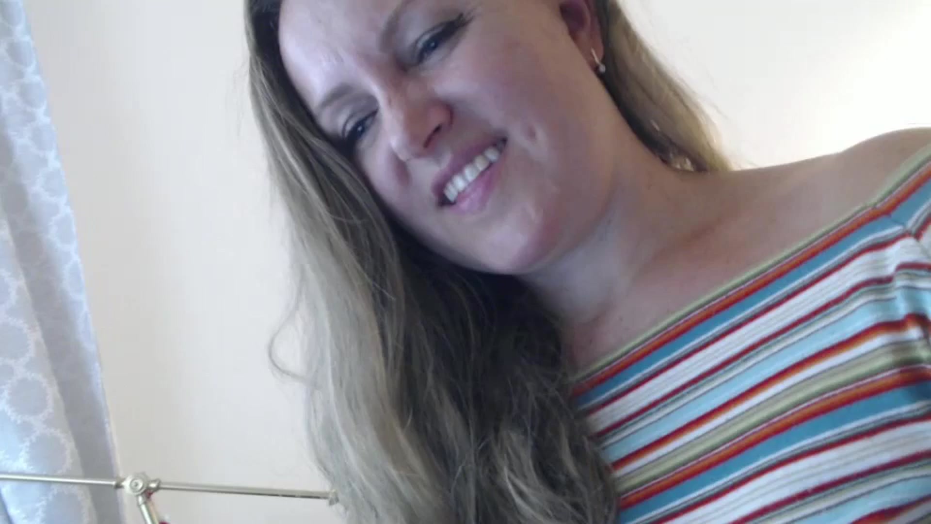 JustLily video thumbnail