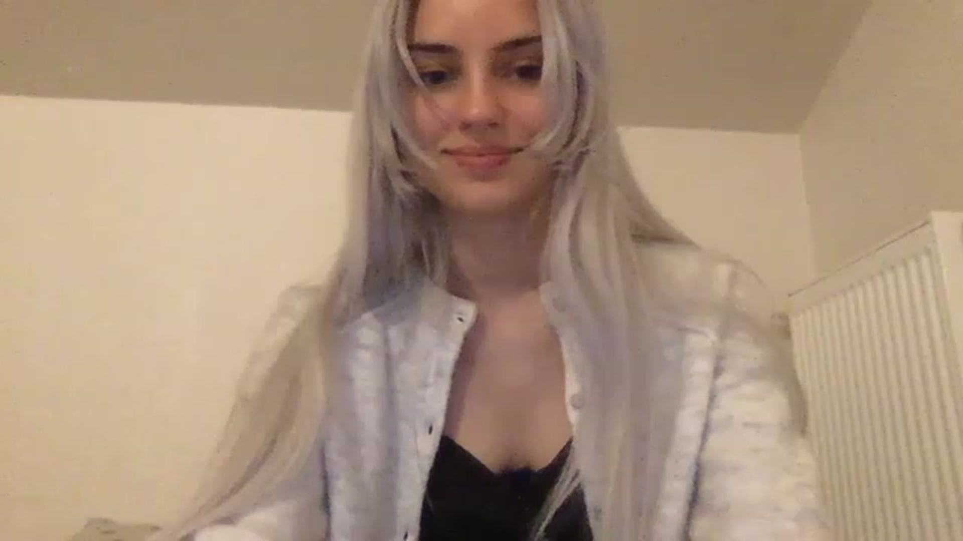 LLuckyGirl video thumbnail