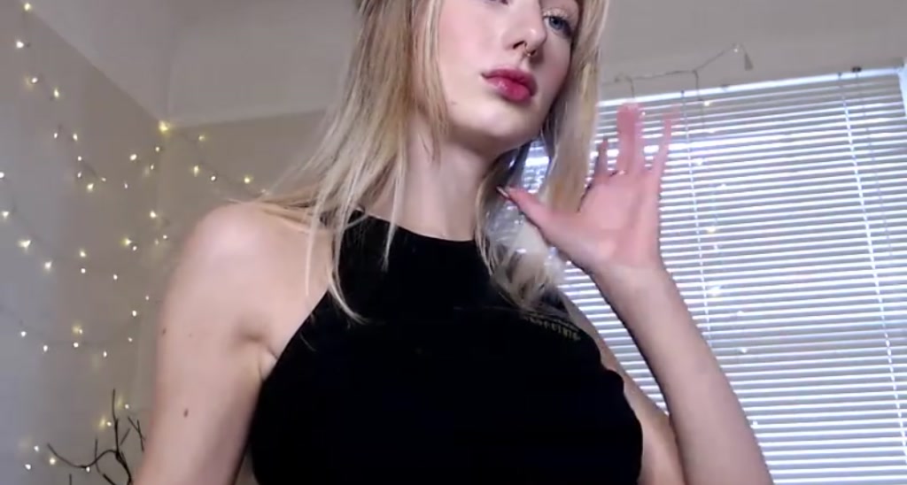 summereloise video thumbnail