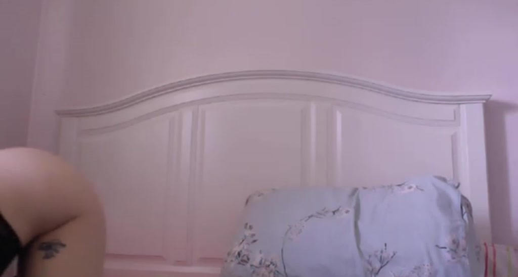 LateNightLisa video thumbnail