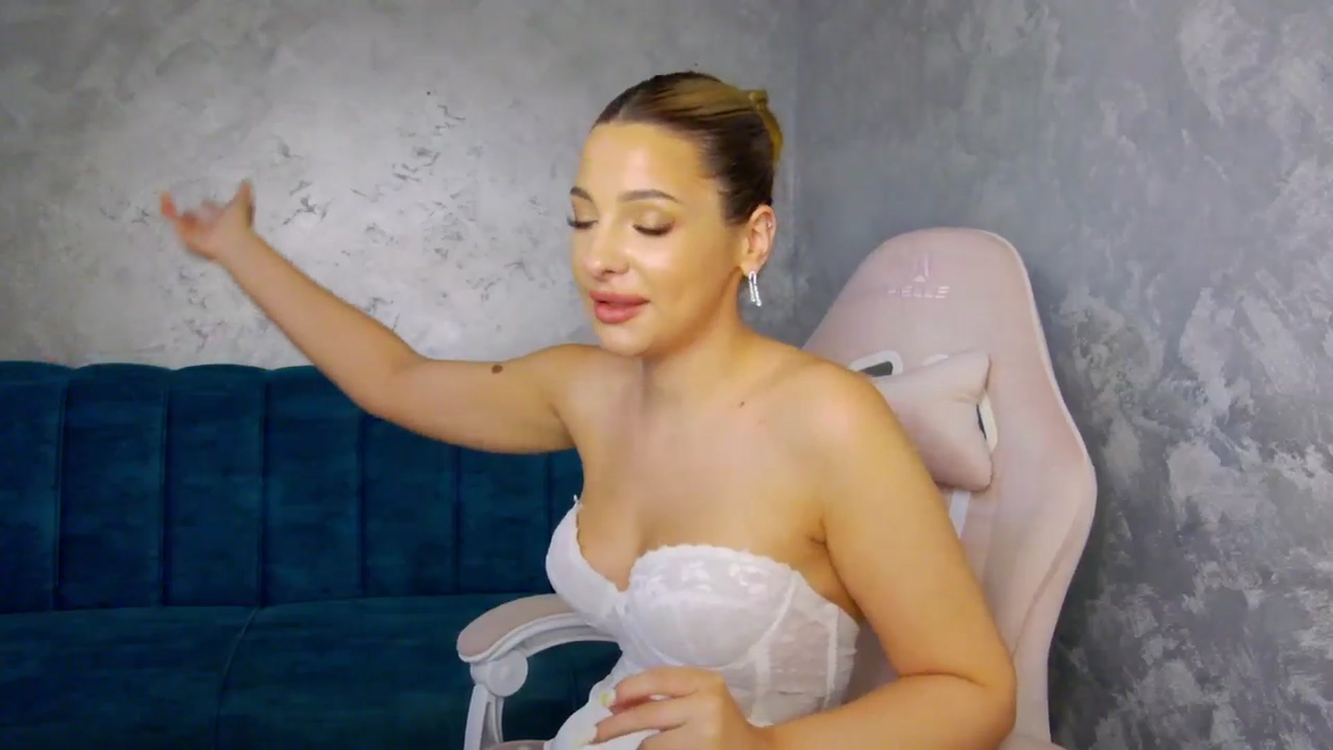 MelisRoom video thumbnail