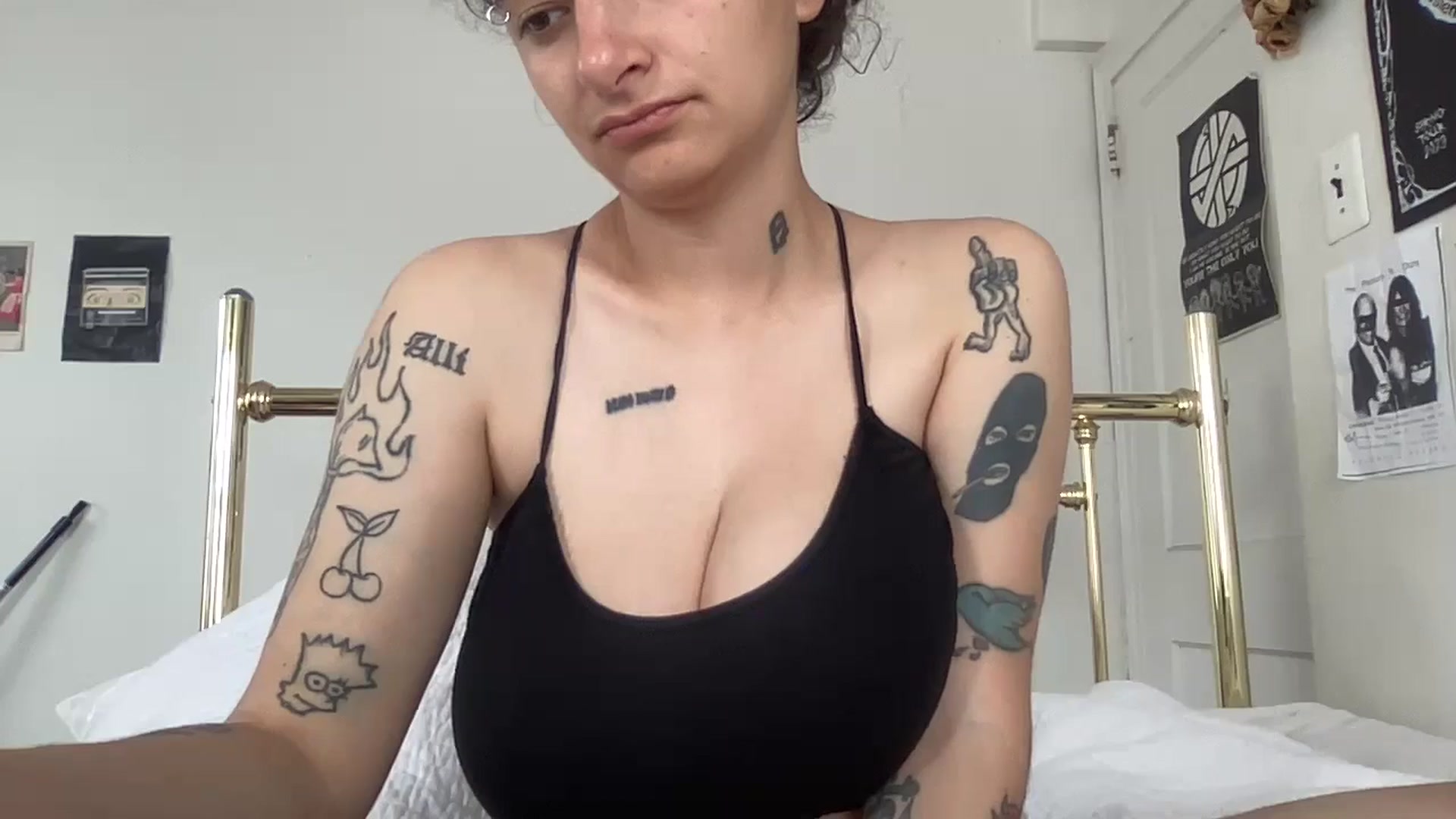 notbeckyhecky video thumbnail