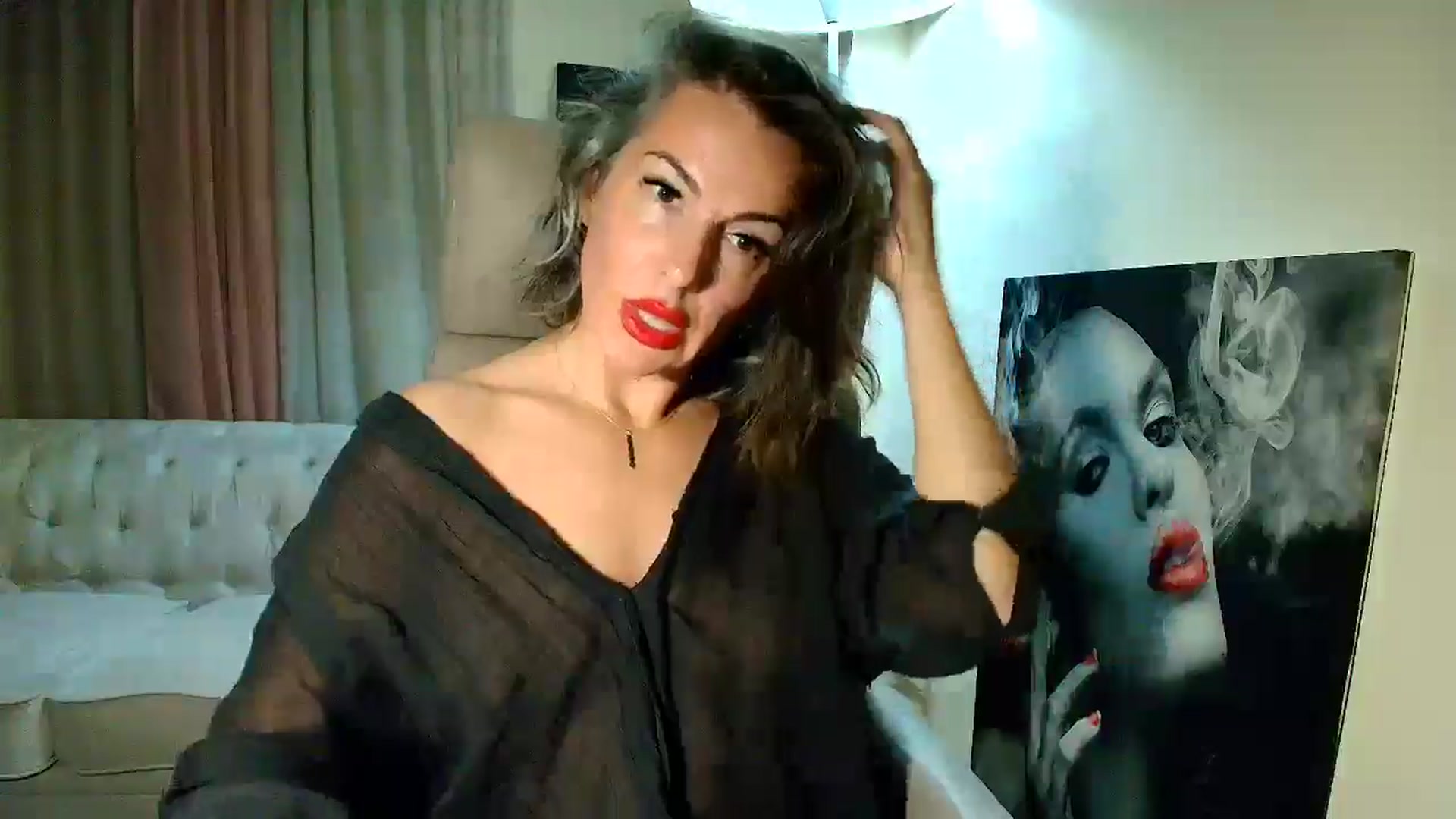Mrs_Right video thumbnail