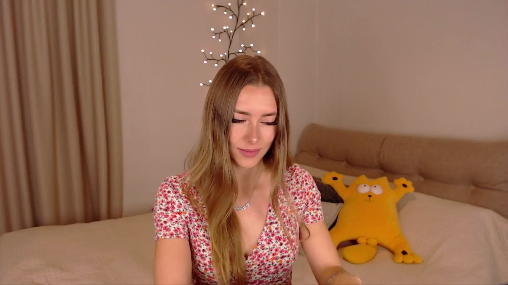 SimonsWife video thumbnail