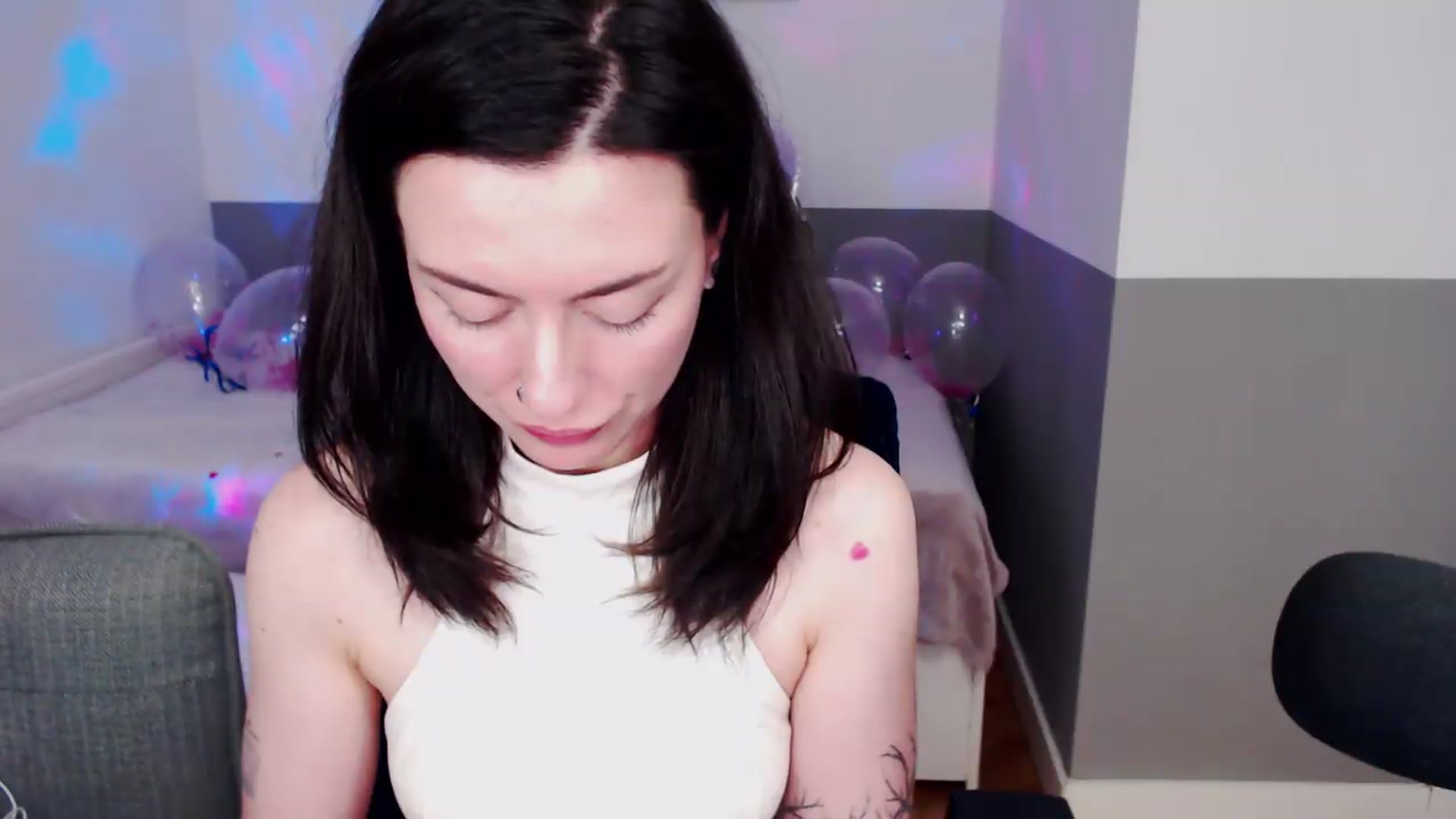 HeyAriel video thumbnail