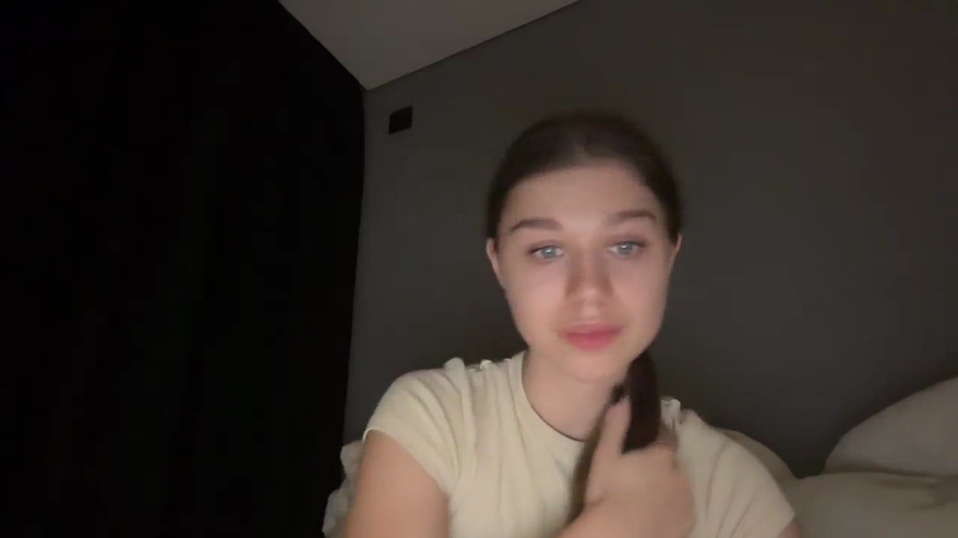JewelReigns video thumbnail