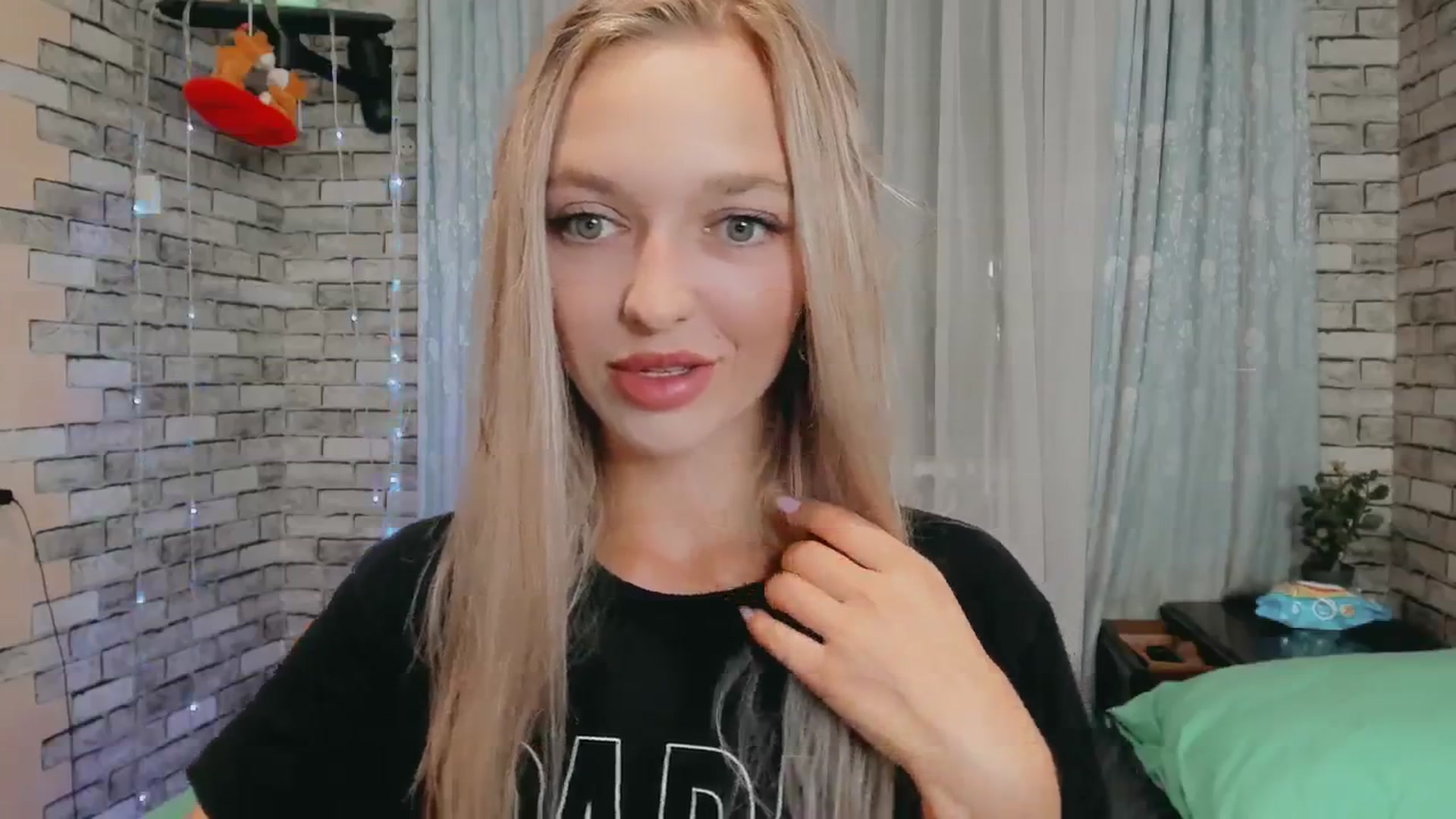 Ambri_Lili video thumbnail