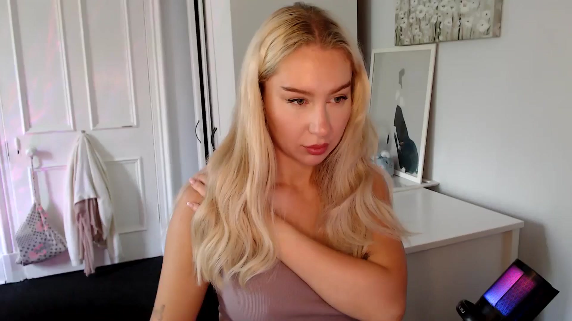 British_Cutie video thumbnail