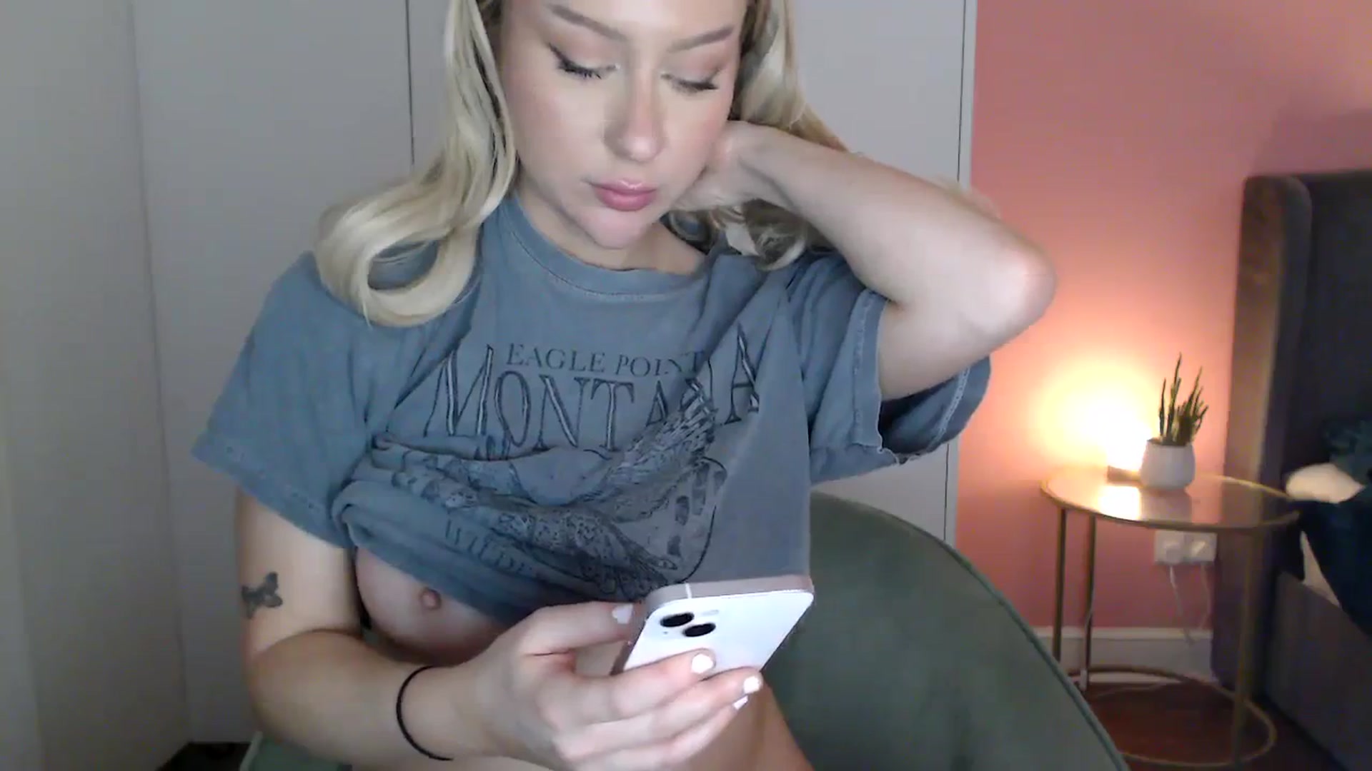 PetiteAvax video thumbnail
