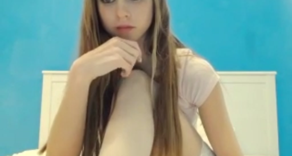 AvrilDollX video thumbnail