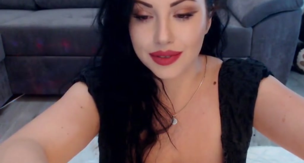 aLeDoll video thumbnail