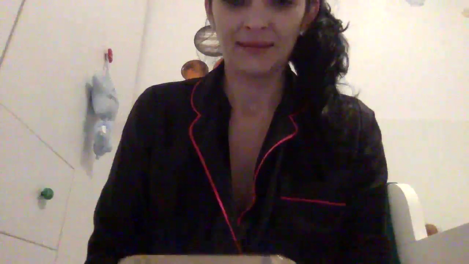 Julia0410 video thumbnail
