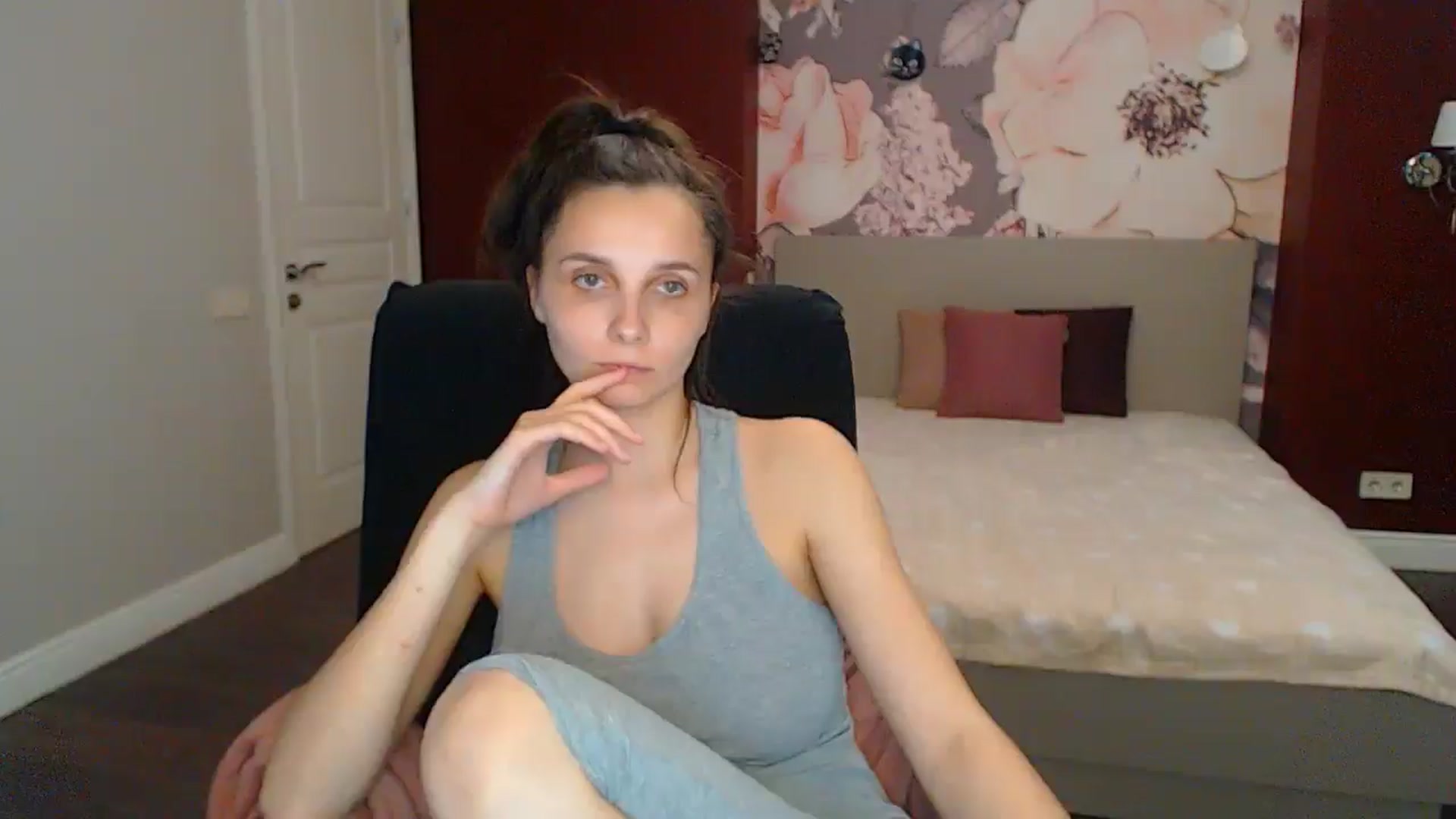 Karina_Mils video thumbnail