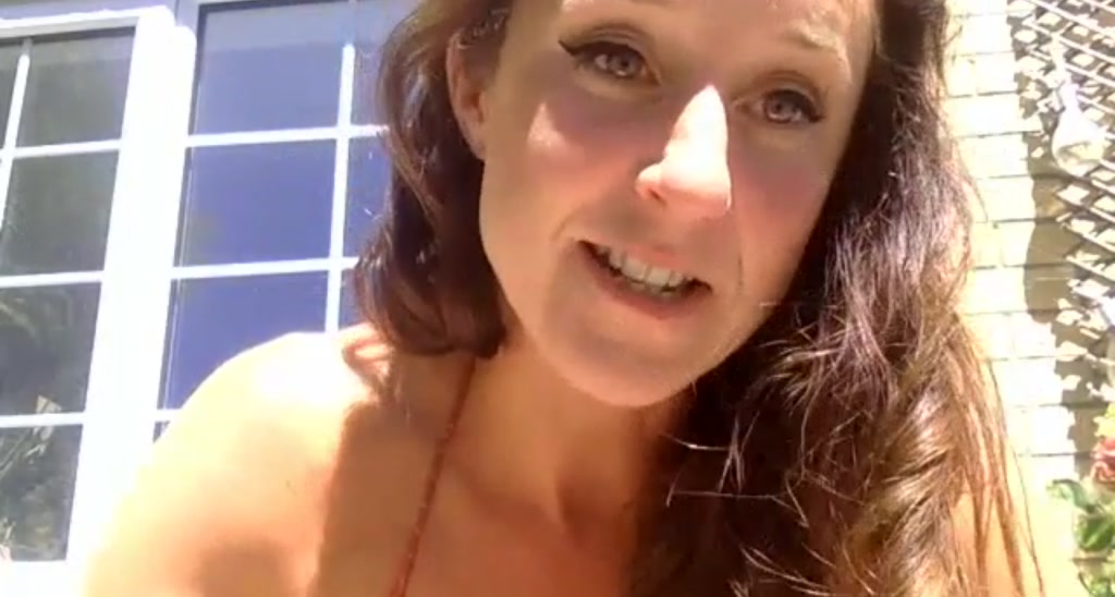 MsLaraToff video thumbnail