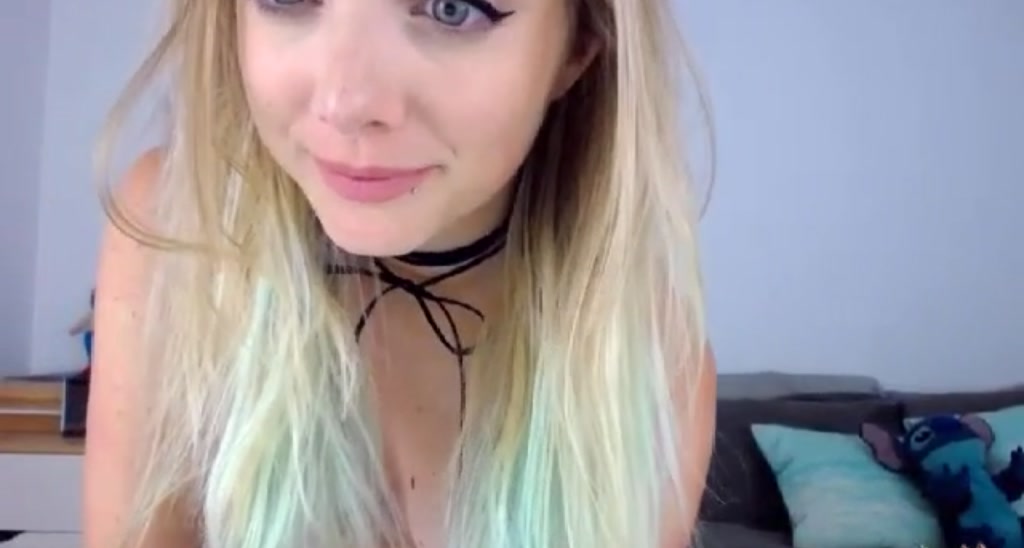 SweetDee video thumbnail