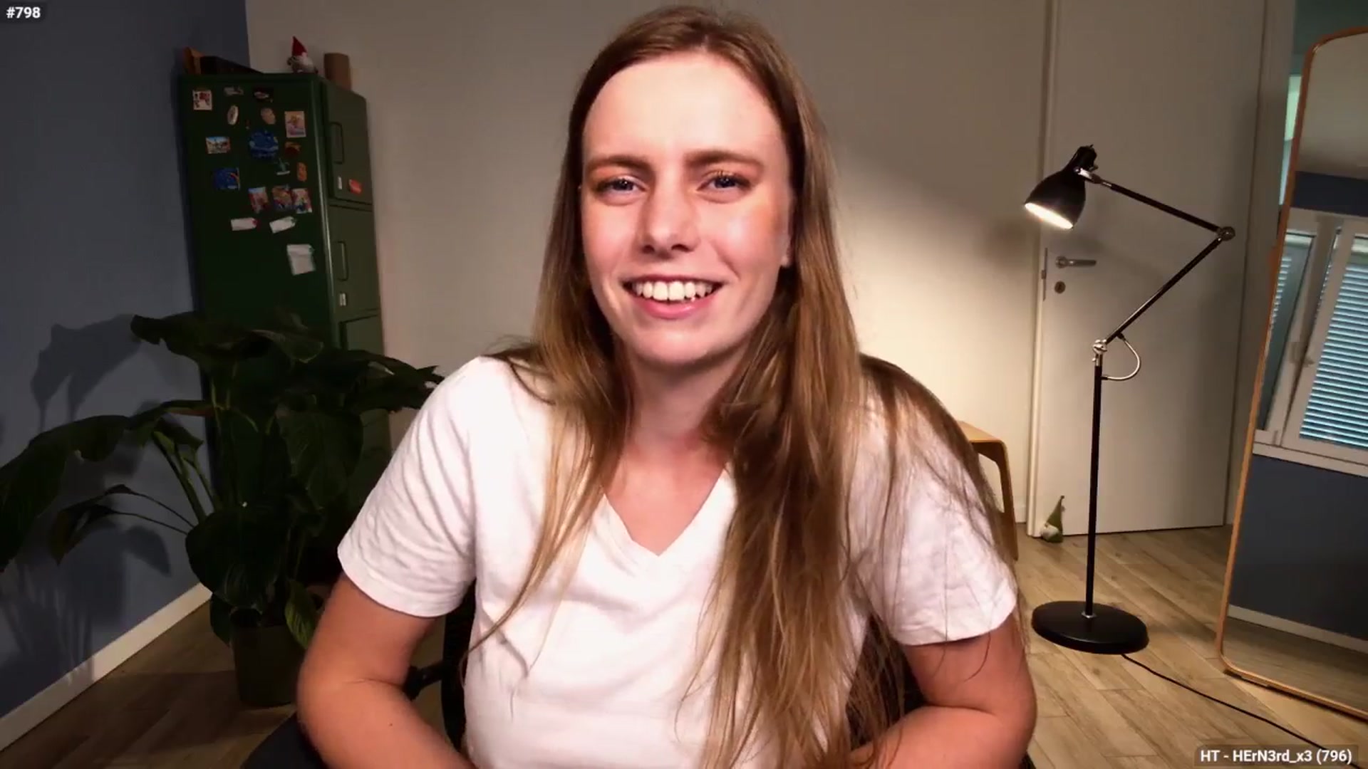 Personage video thumbnail