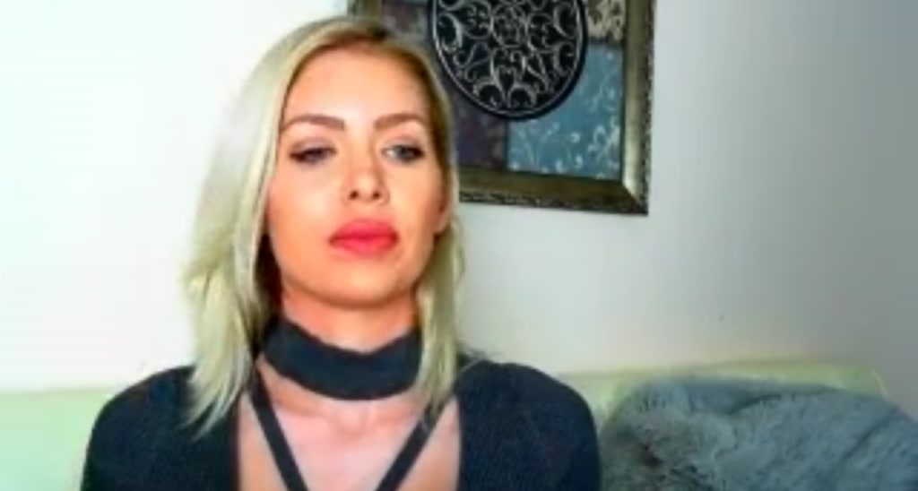 XO_Ella_XO video thumbnail