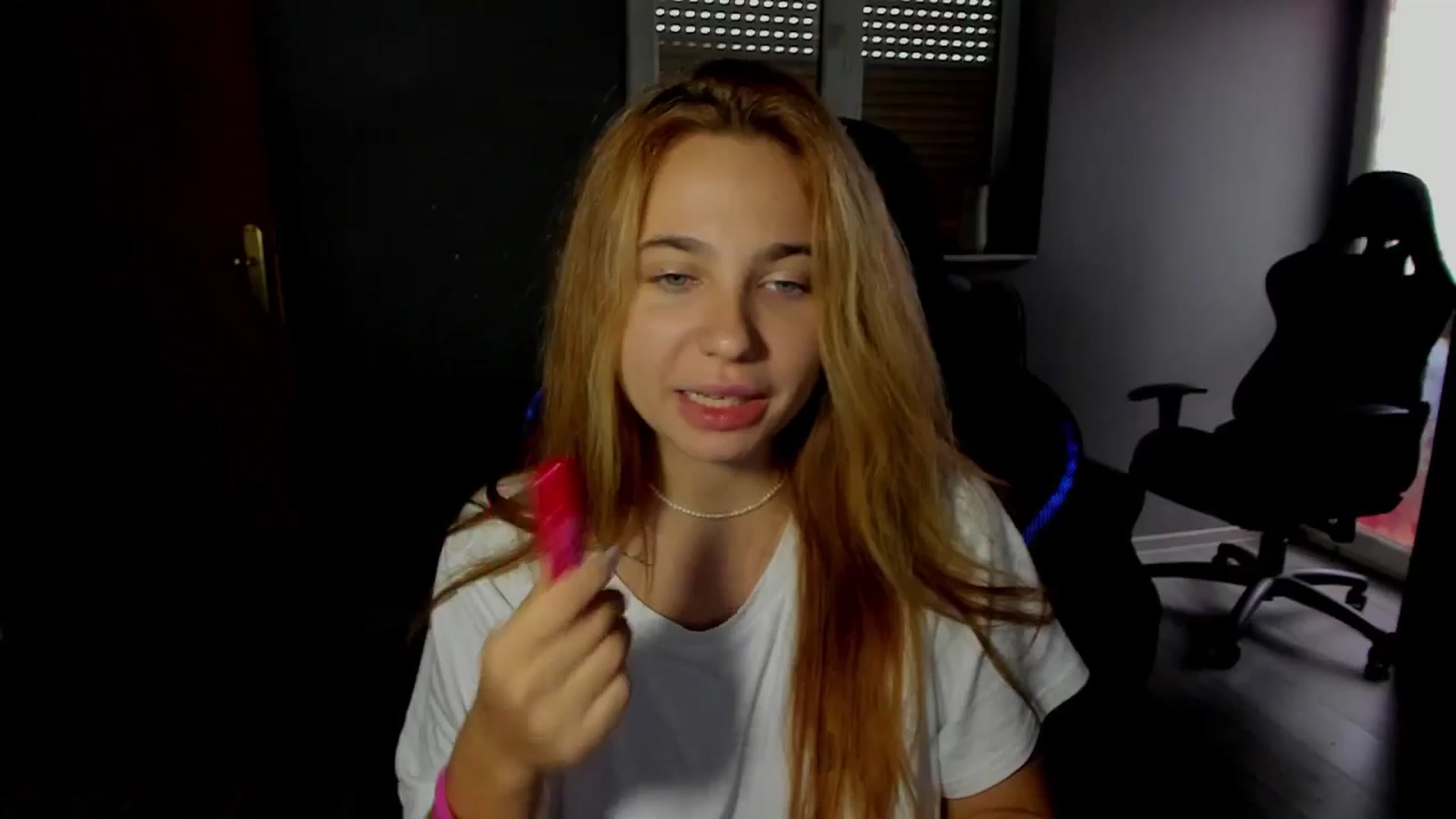 BlueeeS video thumbnail
