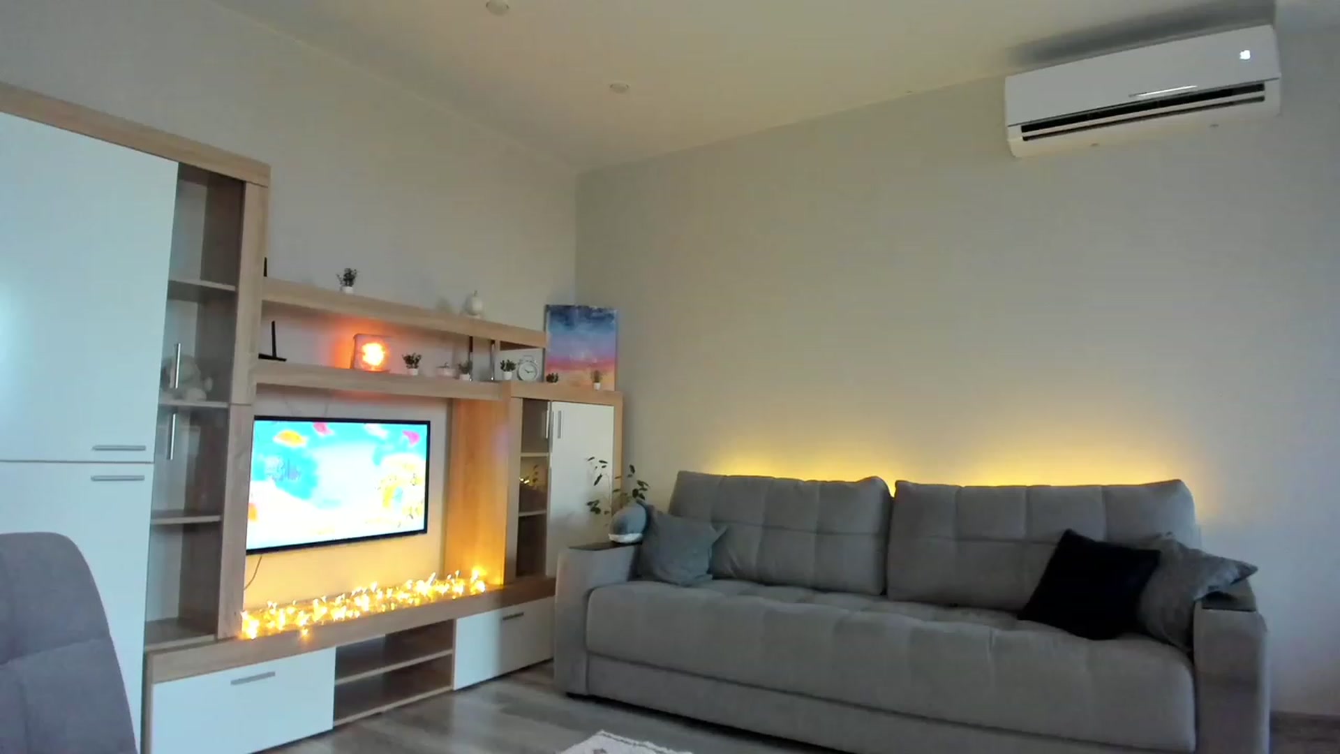 Ellies_Smile video thumbnail