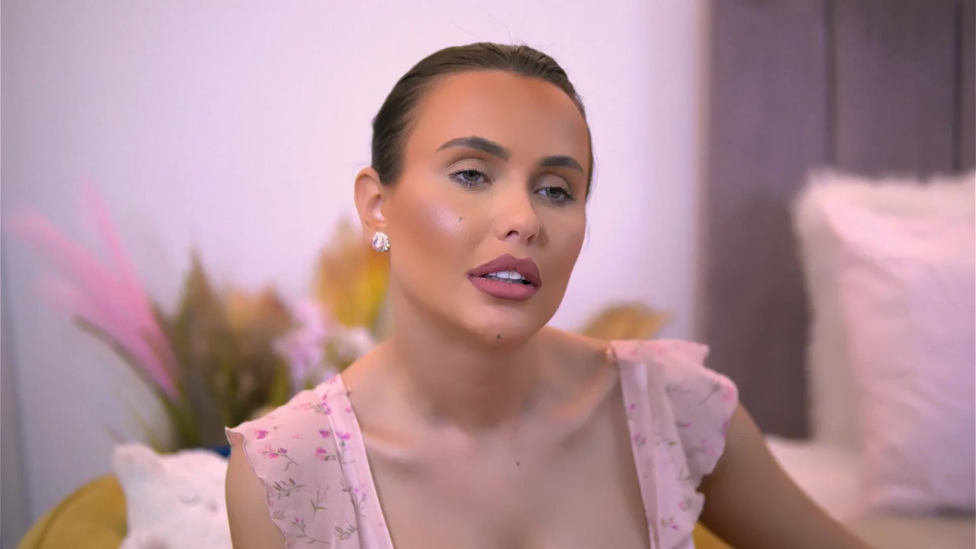AnaisBellas video thumbnail