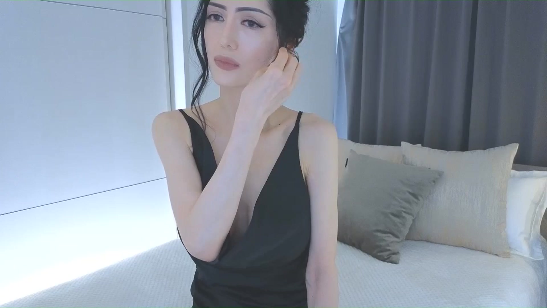 Eleah video thumbnail